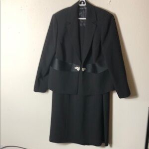 Nipon Boutique Classic Black dress Suit Set with rhinestone closure 18W